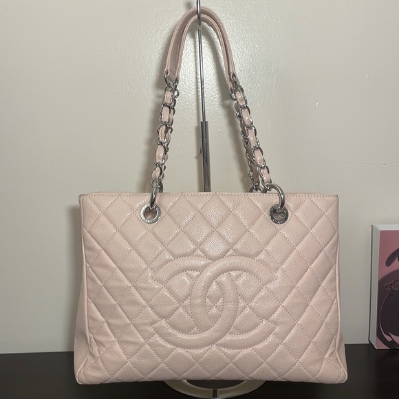 Chanel Grand Shopping Tote! - Picture 3 of 16